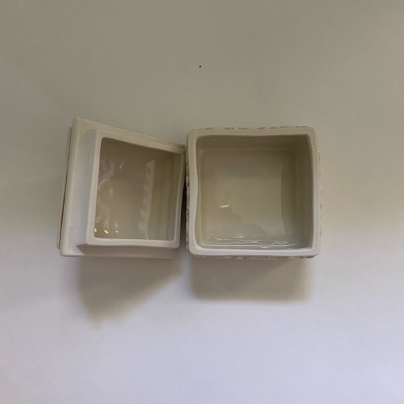 Multi-Use Box - Picture 5 of 7